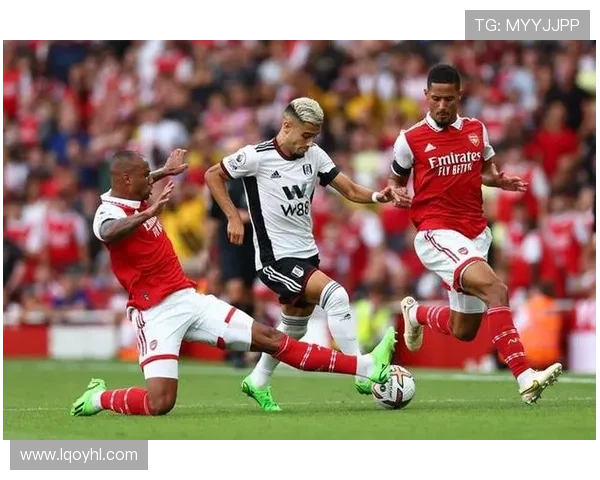 西汉姆平伯恩茅斯赛后清晨纪实